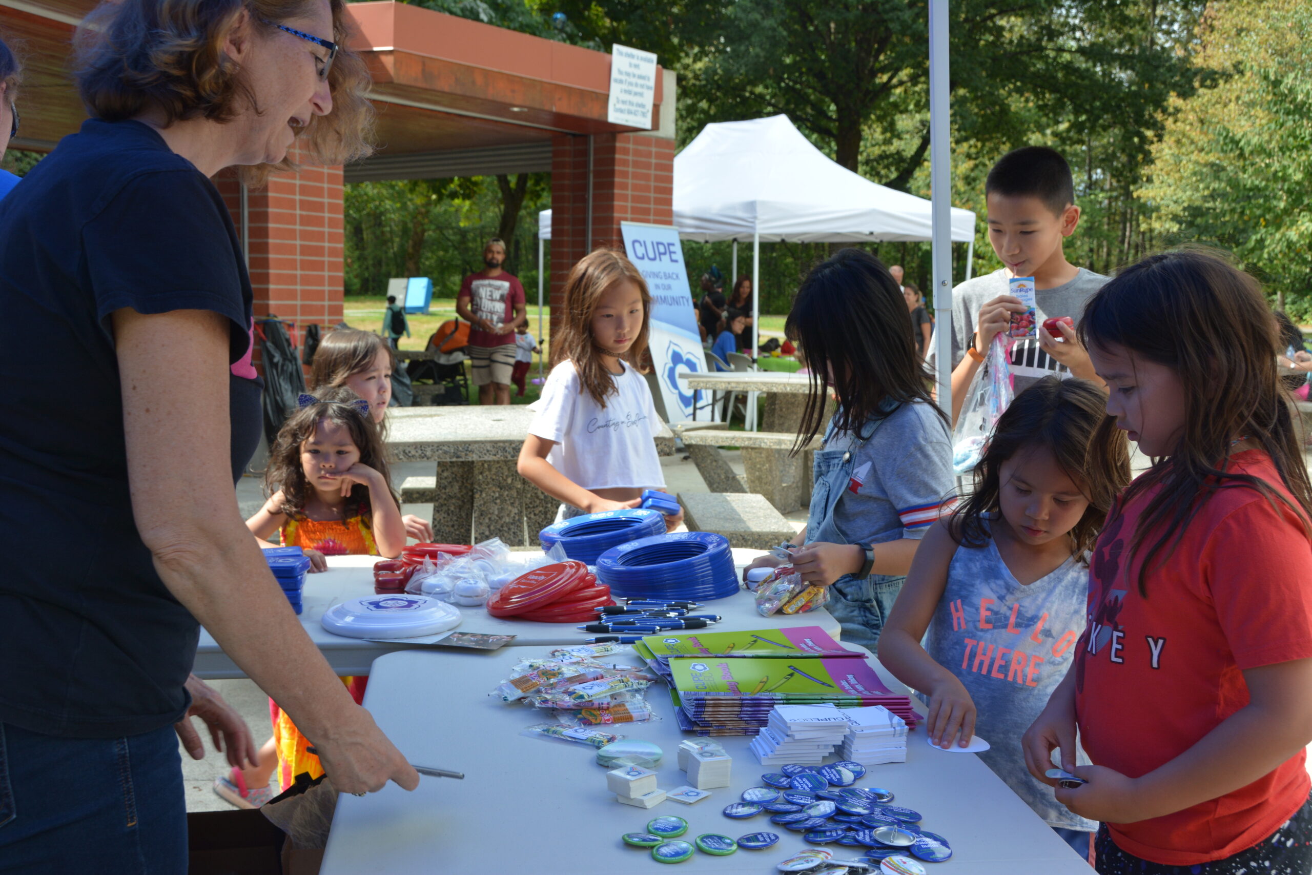 TriCities Annual Family Picnic CUPE Gives Back